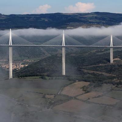 Le viaduc sort du brouillard après 1h30 d'attente ... la récompense !