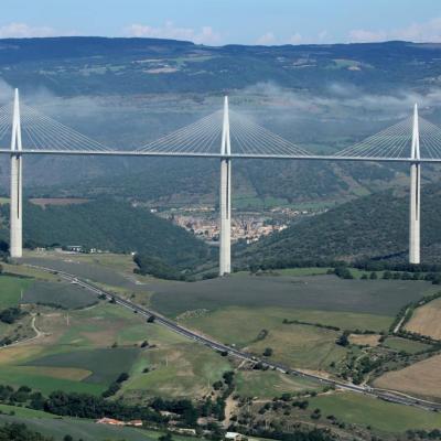 Le viaduc sort du brouillard après 1h30 d'attente ... la récompense !