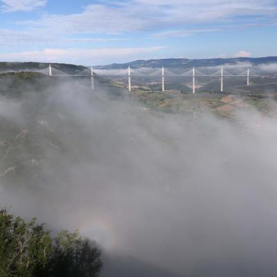 Le viaduc sort du brouillard après 1h30 d'attente ... la récompense !