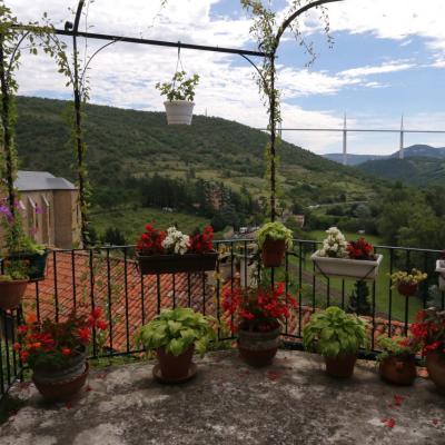 Le Viaduc vu de Peyre, un des plus beaux villages de France