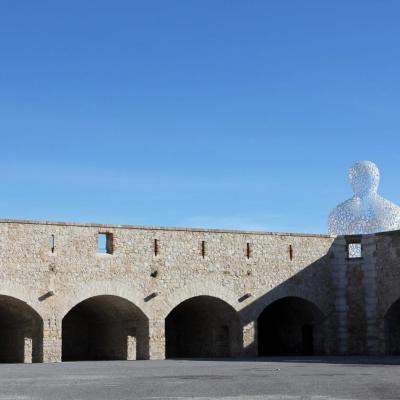 Le Nomade sur les remparts d'Antibes