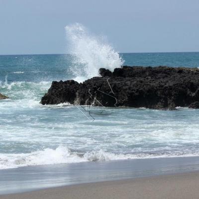 La plage de Batu Bolong (Canggu) très prisée par les surfers