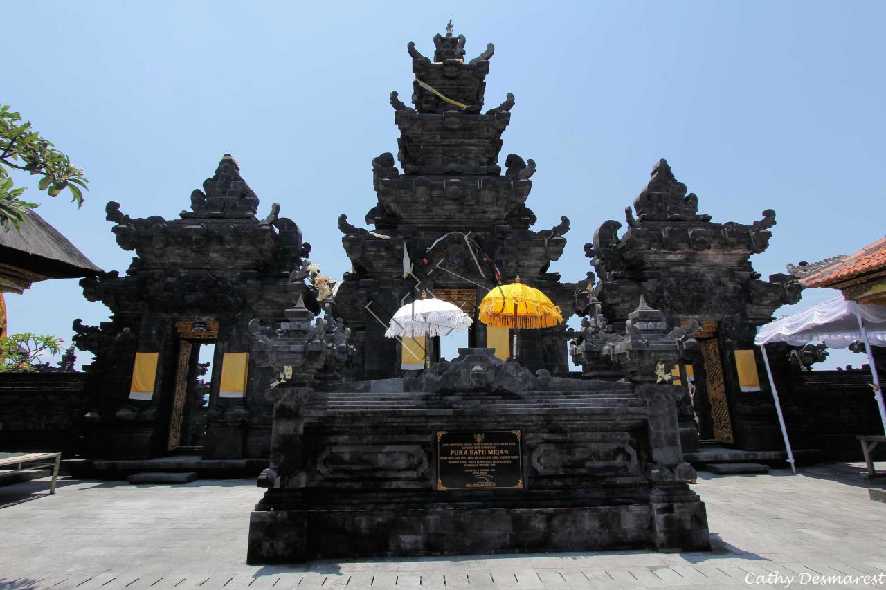 Le Pura Batu Mejan aux allures de pagode