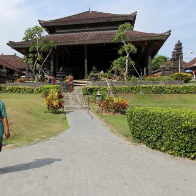 L'approche du Tanah Lot