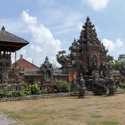 Pura Puseh signifie 