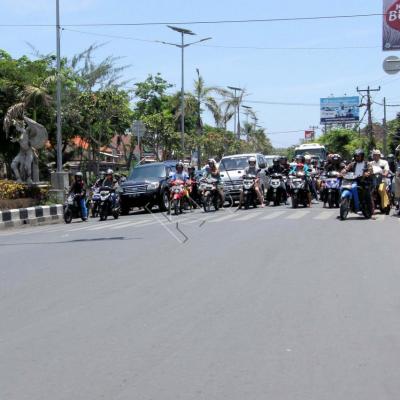 Direction le sud pour voir Ulu Watu