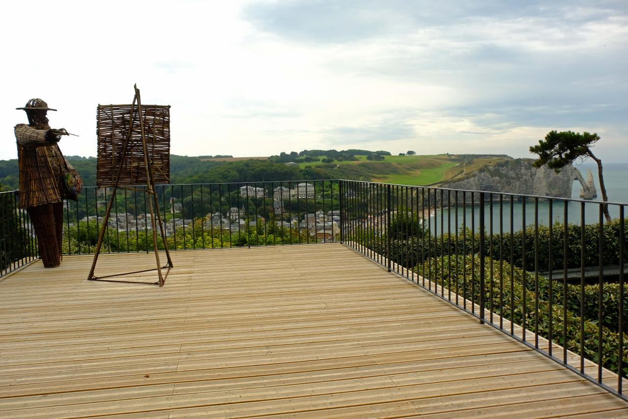 Claude Monnet a peint les falaises en 1886 depuis cette terrasse