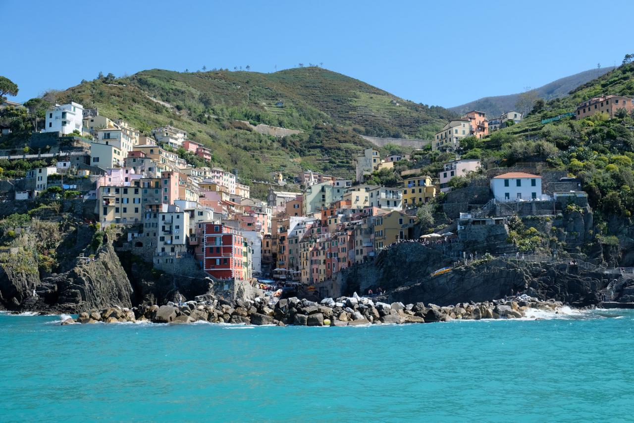 difficile d'accès, par le bateau la vue sur ce village est la plus belle 