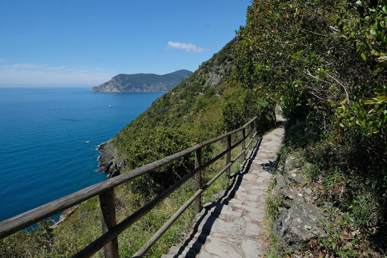 Corniglia - Vernazza : 3, 2 kms mais ça monte raide parfois !!