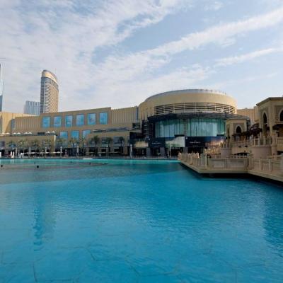 accès au Dubai Mall pour monter aux plateformes de la Burj Khalifa