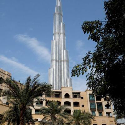 hôtels et résidences face à la Burj Khalifa
