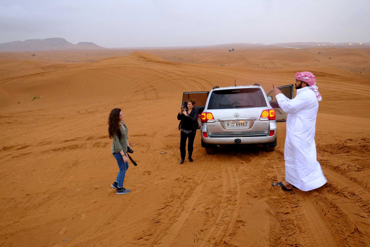 Au travers des dunes en 4 x 4 dans le désert rouge à 1 heure de Dubaï