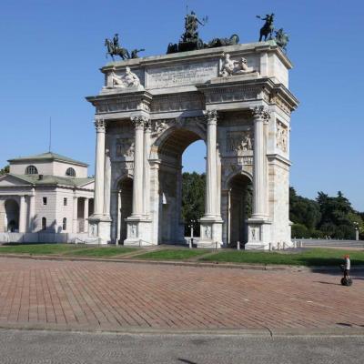 L'Arche de la Paix de 25m de haut conçu en 1807