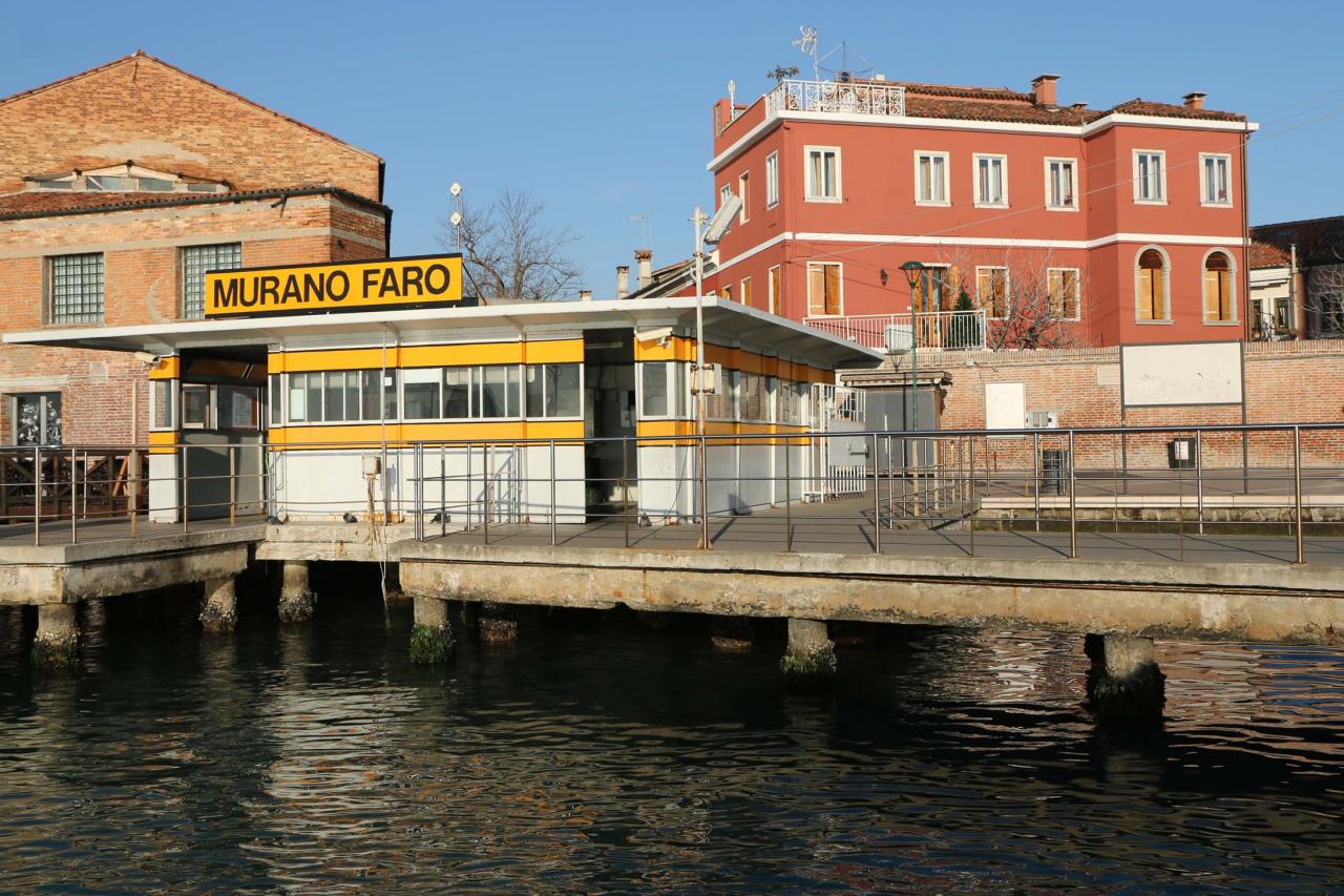 Arrivée à Murano (au phare de Murano, dixit le panneau)