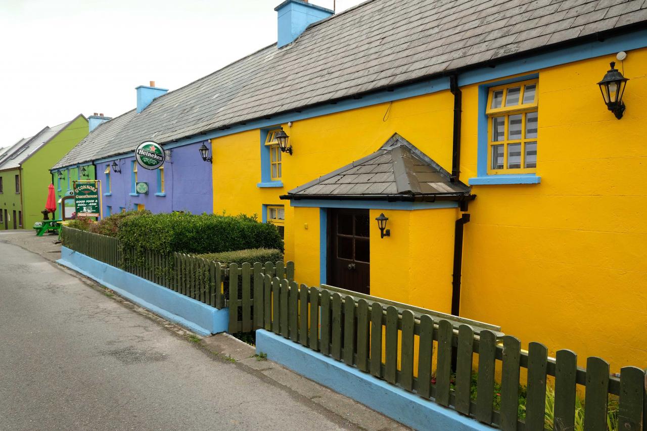 Cloghane, encore un village plein de couleur.