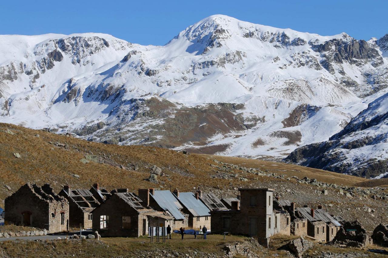 Hameau militaire aujourd'hui déserté