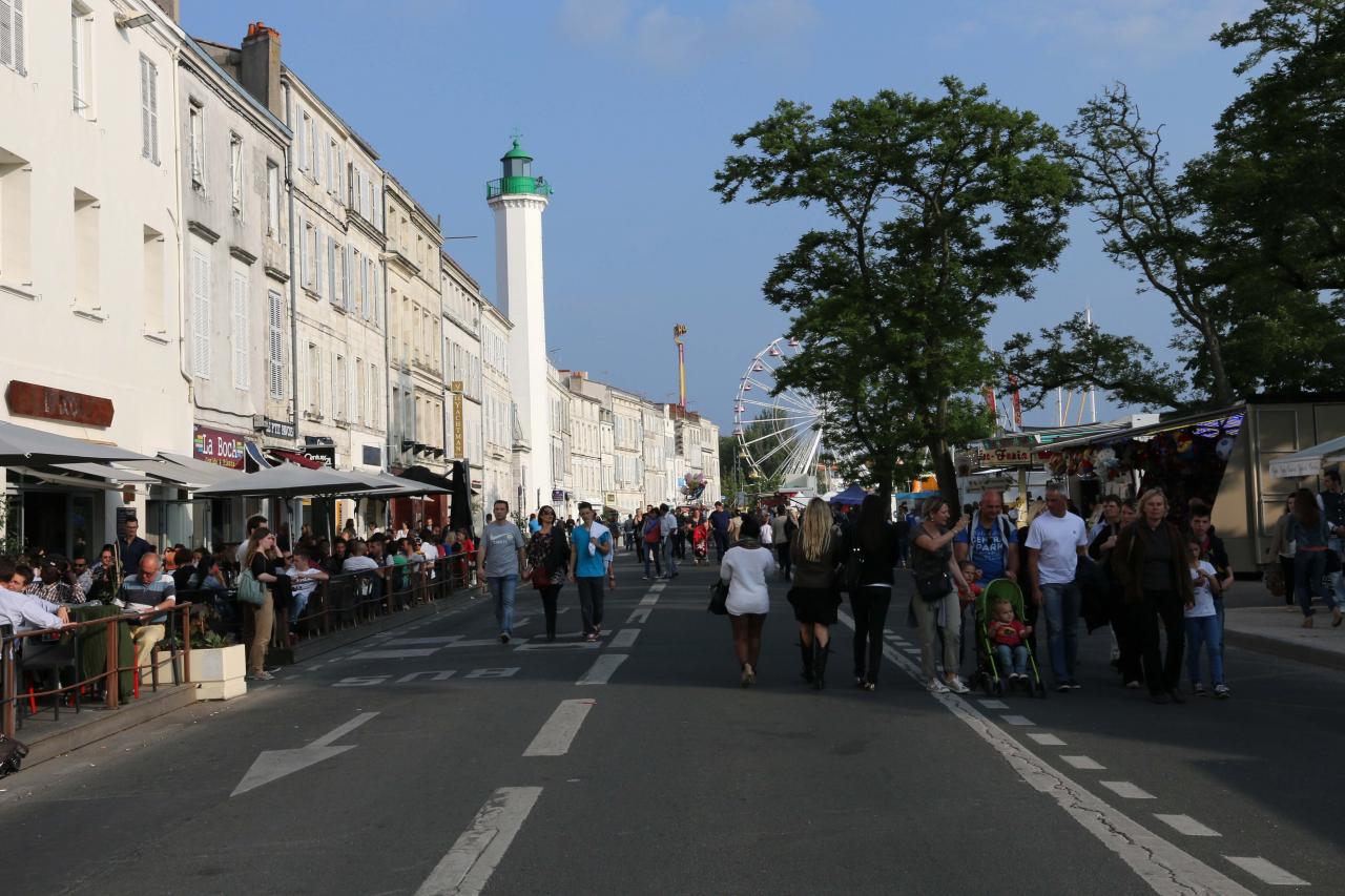 Autour du port de la Rochelle