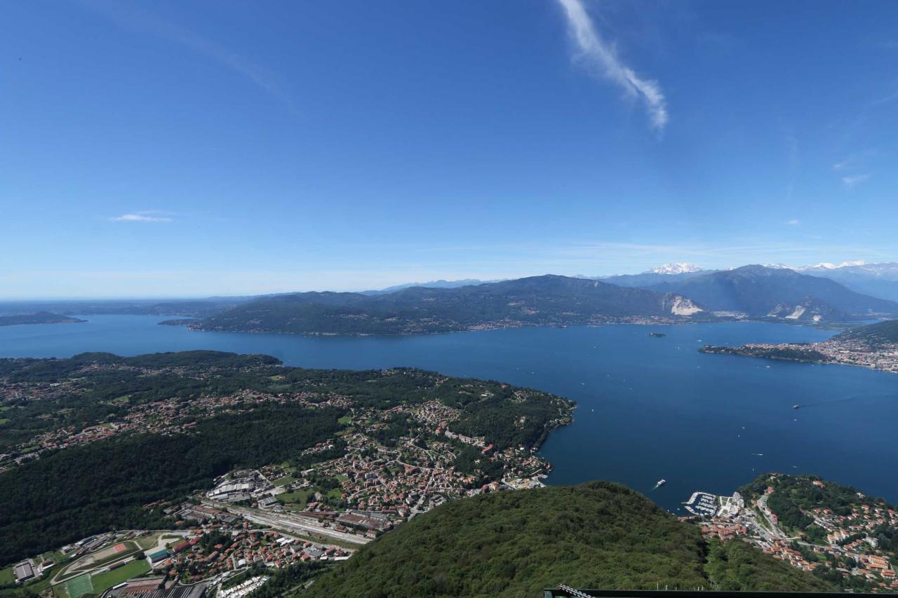point de vue sur Stresa et les îles Borromées