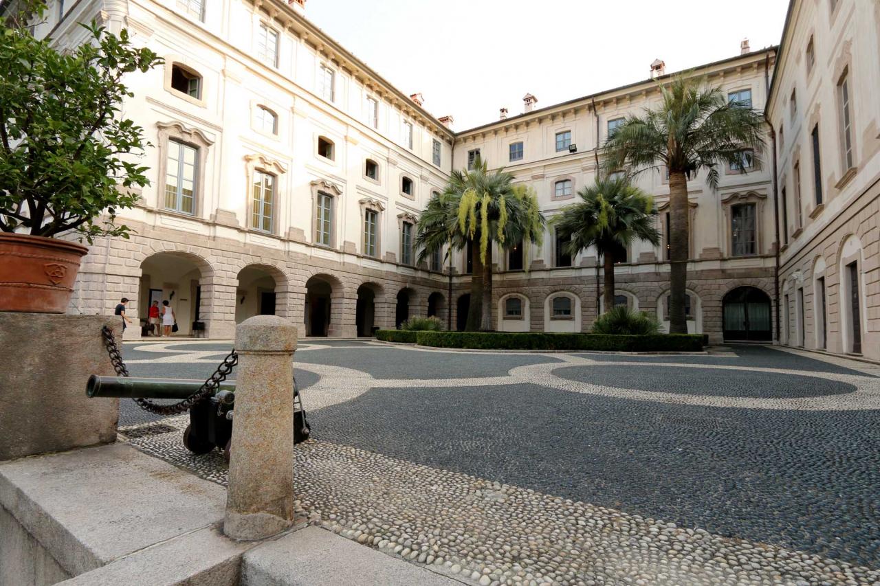 Même le Palais (palazzo du XVIIe siècle) n'est pas encore ouvert