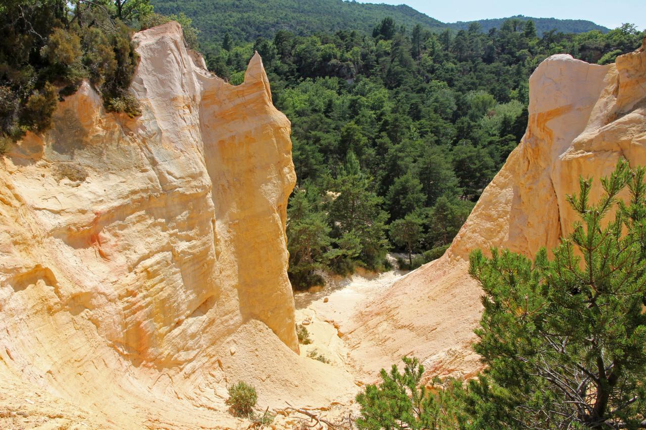 Le Colorado Provençal à Rustrel dans le Vaucluse