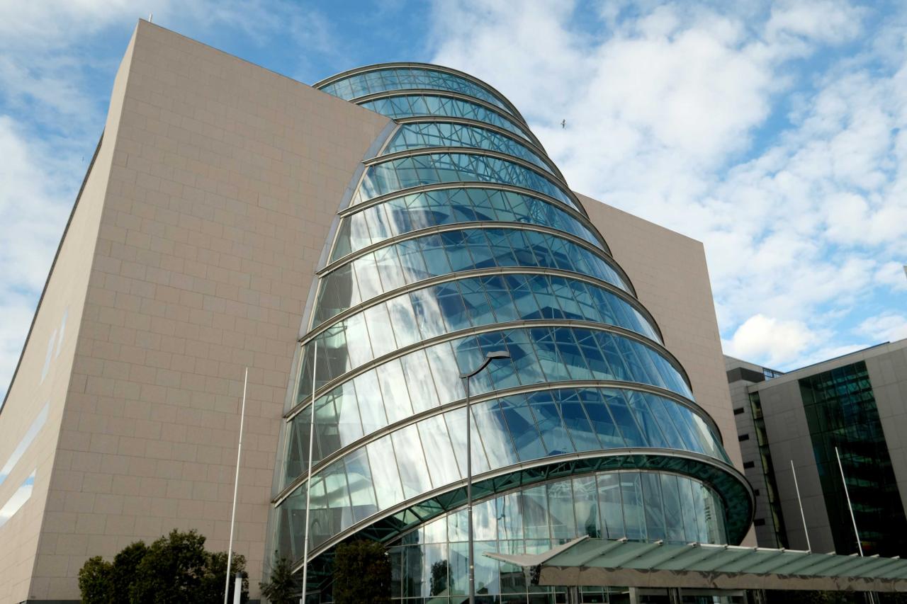 Le Convention Centre Dublin est une structure aux airs de navette spatiale