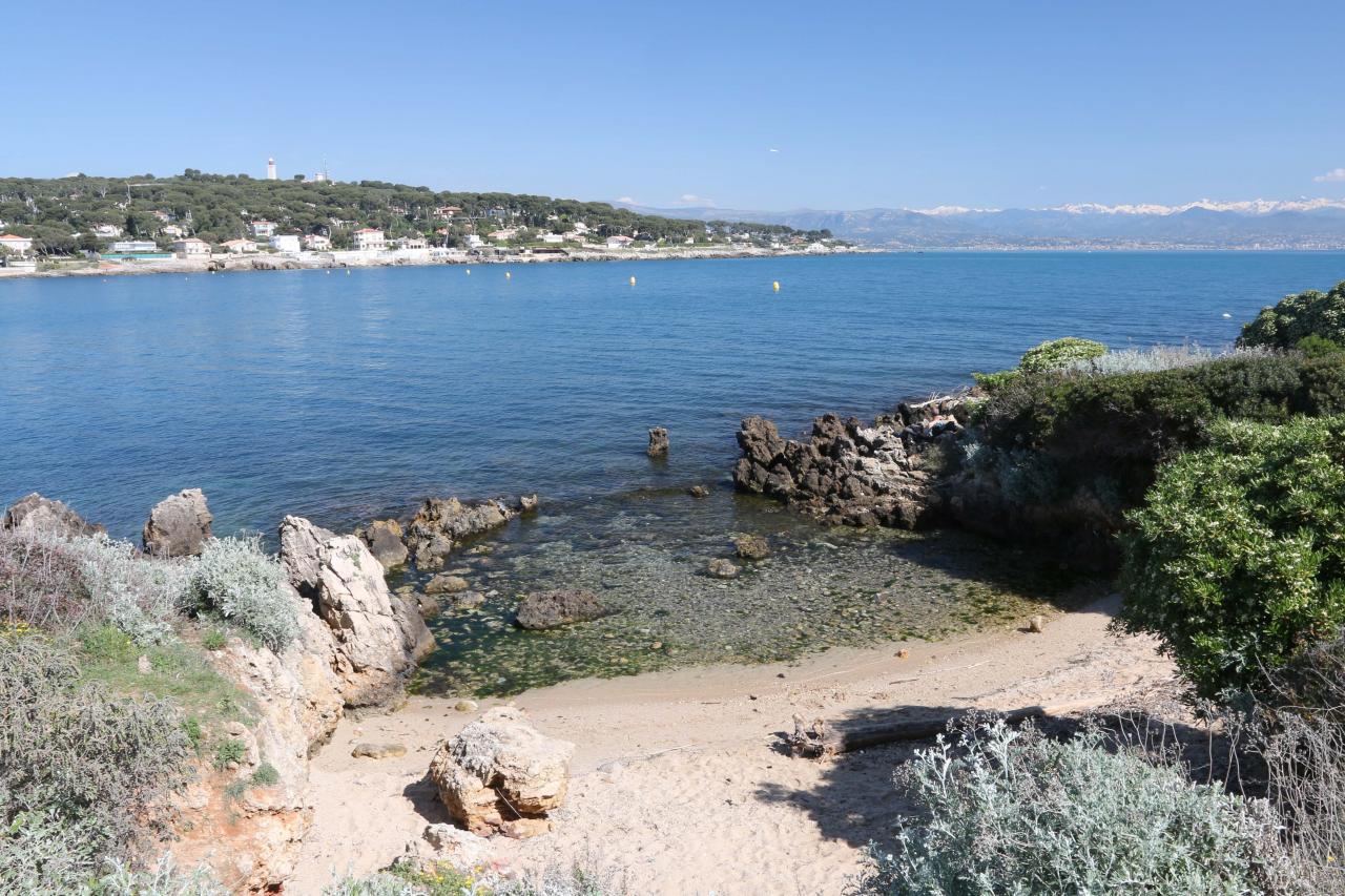 Les petites criques du Cap d'Antibes 10