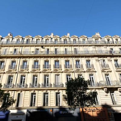 Beaucoup d'appartements haussmanniens à Marseille