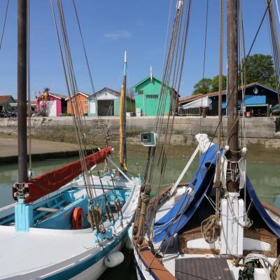 L'île d'Oléron, à marée basse, dommage, et ses cabanes colorées 