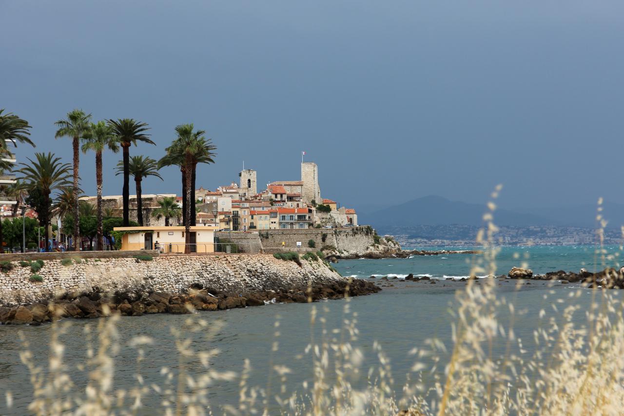 Orages sur Antibes Juan les Pins 