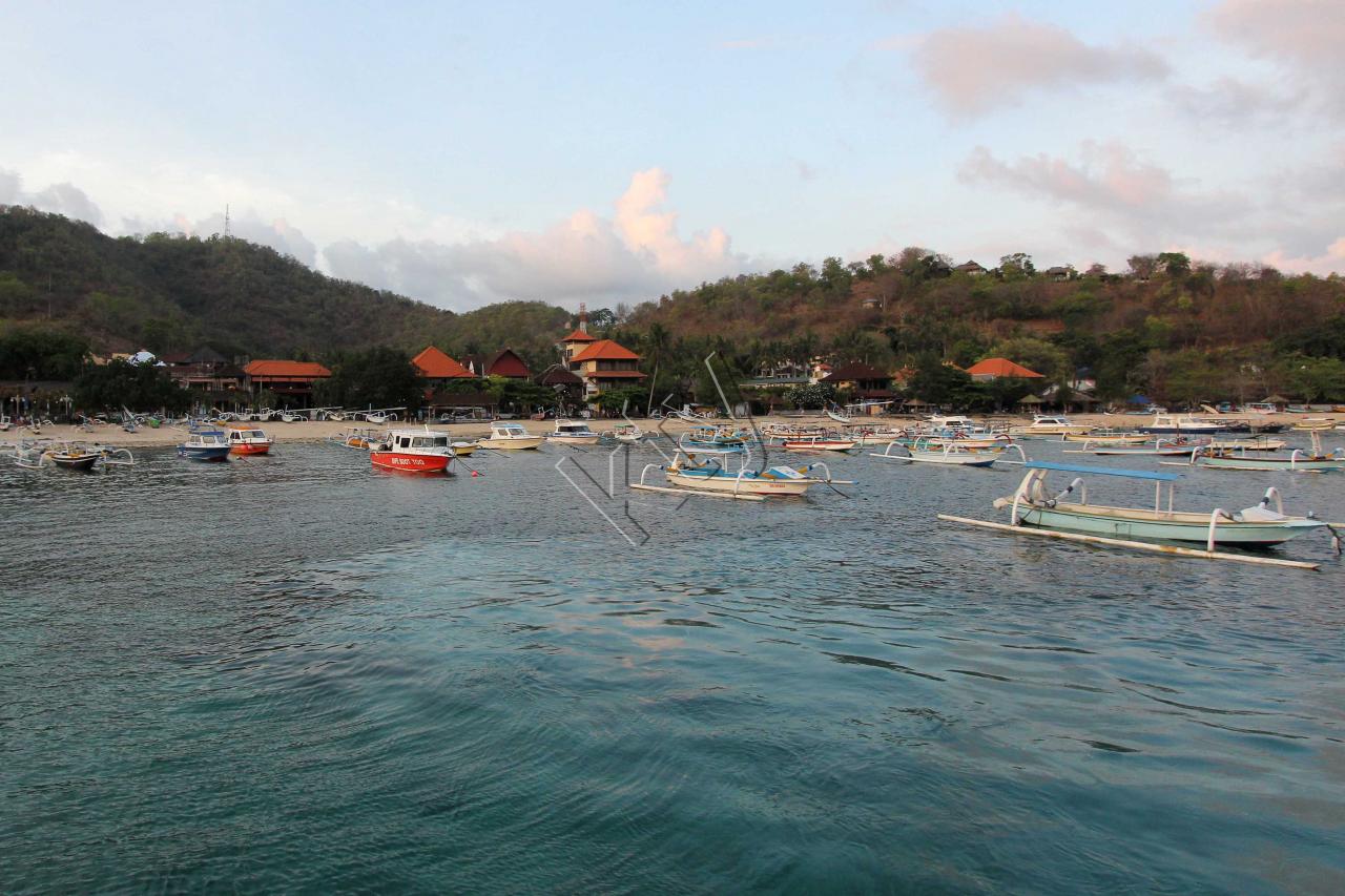 Padangbai 18h, un chauffeur m'attend pour Canggu (ouest de Bali)