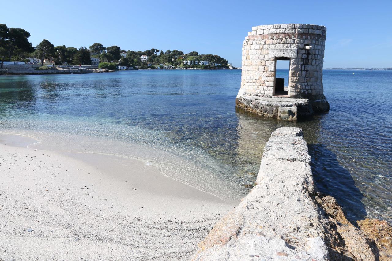 plage des ondes sur le Cap d'Antibes (2)