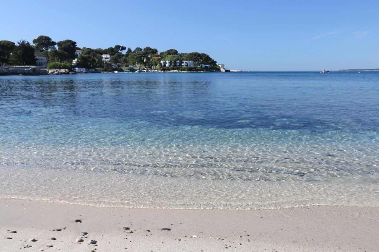 plage des ondes sur le Cap d'Antibes (4)