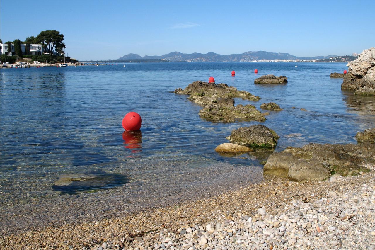 Plage du Cap d'Antibes juin 2006(A620)