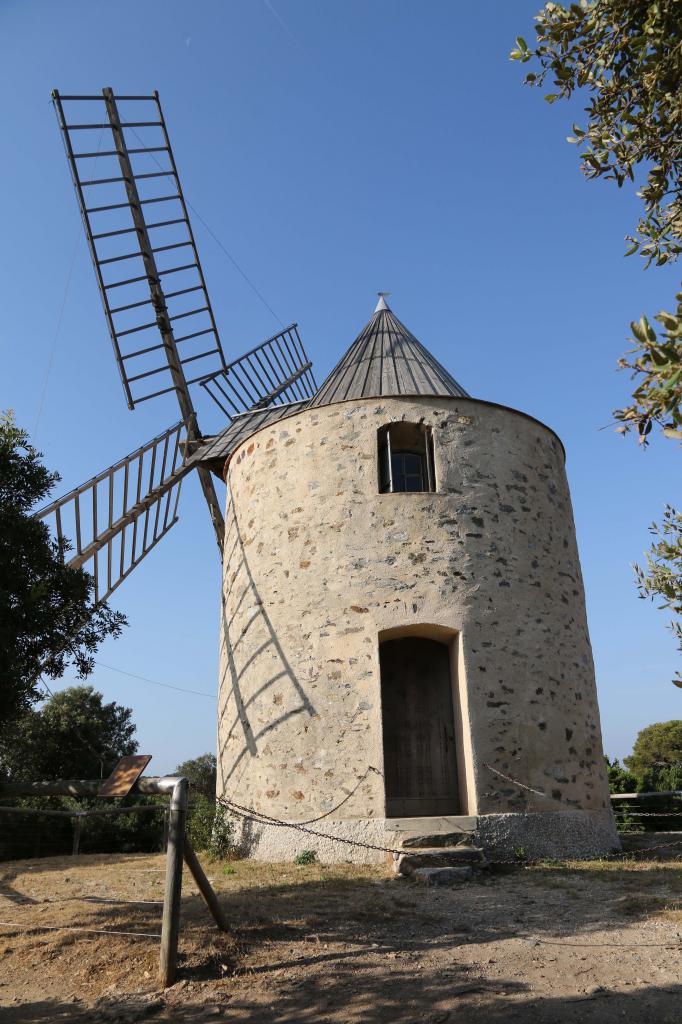 Porquerolles - Le Moulin du Bonheur