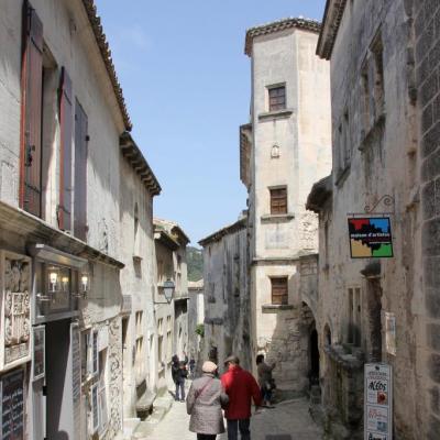 Les Baux-de-Provence un jour de mistral en avril, sans la foule !