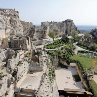 Les Baux-de-Provence un jour de mistral en avril, sans la foule !