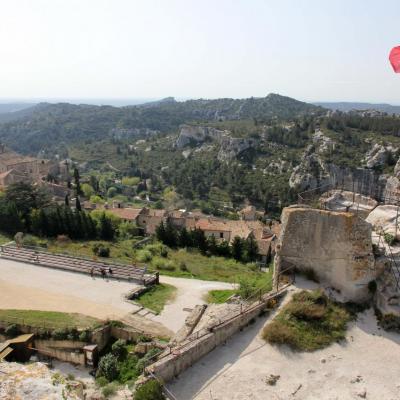 Les Baux-de-Provence un jour de mistral en avril, sans la foule !