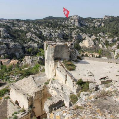 Les Baux-de-Provence un jour de mistral en avril, sans la foule !