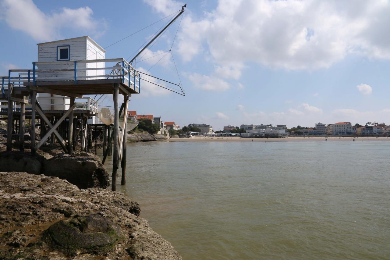 Les carrelets de Pontaillac (plage de Royan) le 1er juin 2014