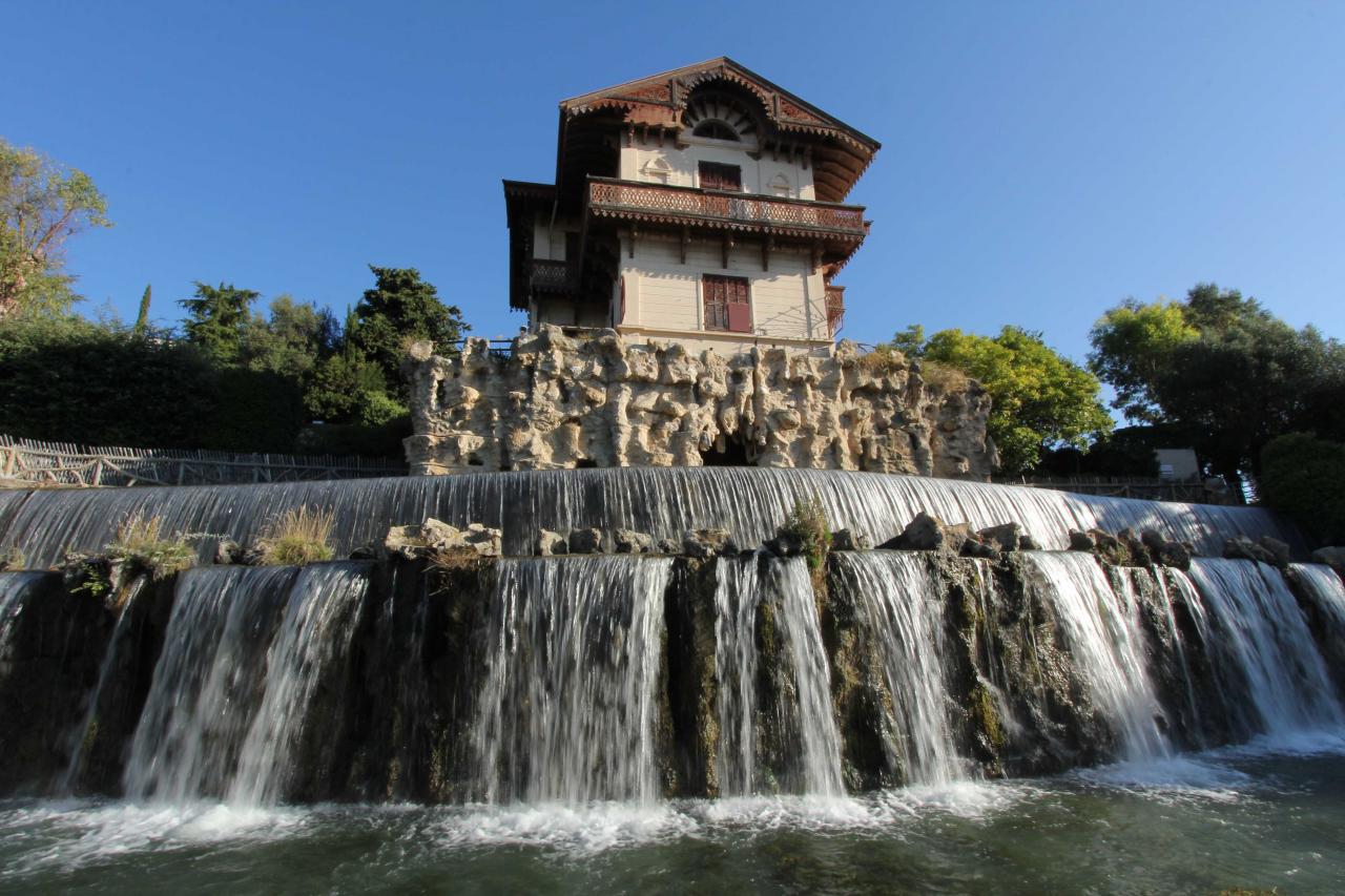 Cascade de Gairaut, chute d'eau artificielle construite au XIXè siècle