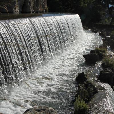 Cascade de Gairaut, chute d'eau artificielle construite au XIXè siècle