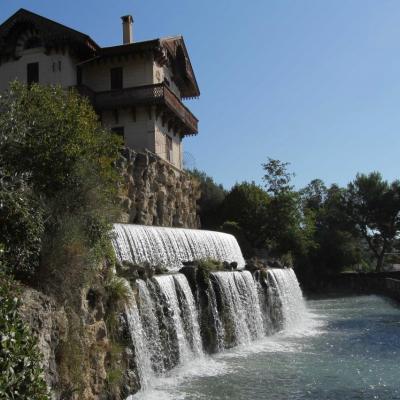 Cascade de Gairaut, chute d'eau artificielle construite au XIXè siècle