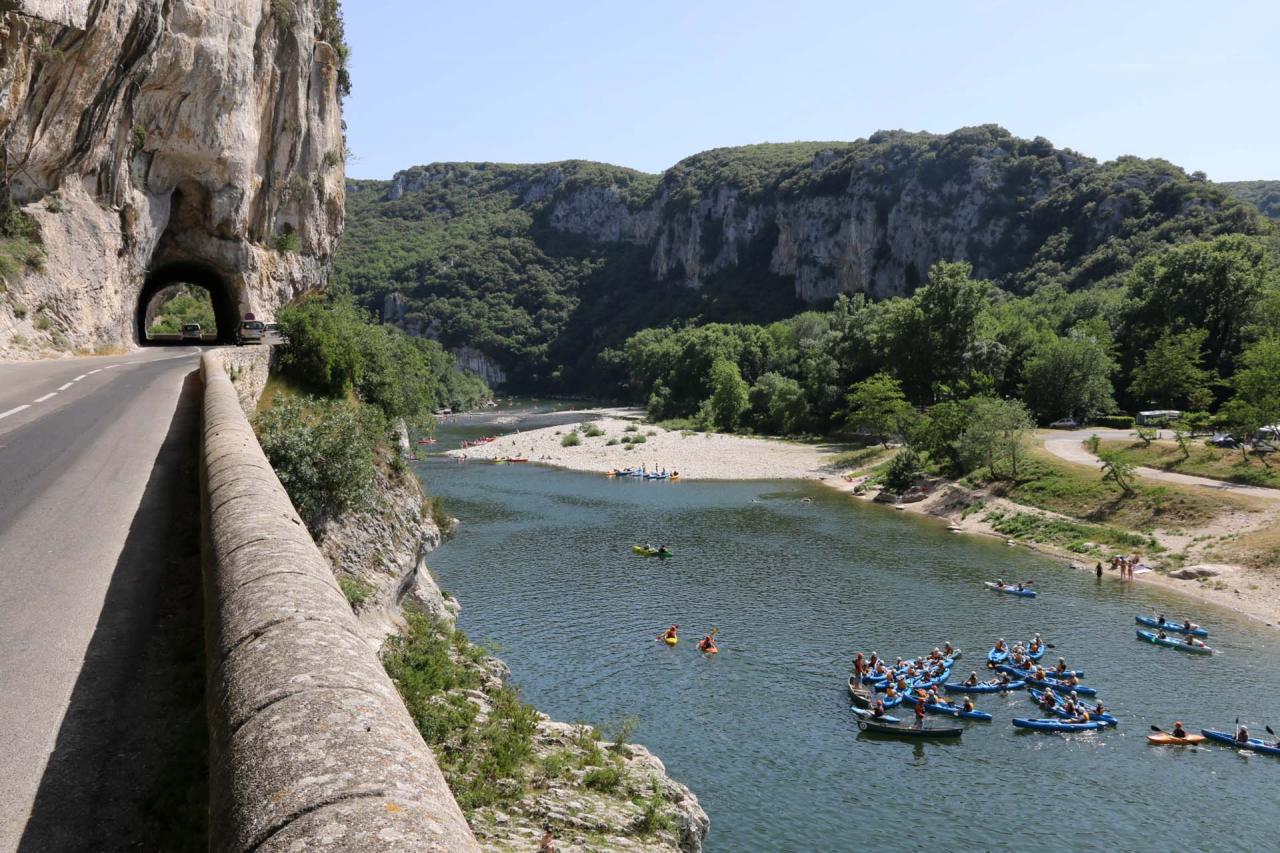 L'Ardèche du nord au sud ! après Annonay : Vallon Pont d'Arc