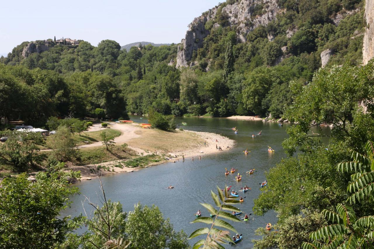 L'Ardèche du nord au sud ! après Annonay : Vallon Pont d'Arc
