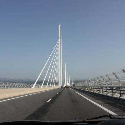 Le Viaduc de Millau long de 2460m