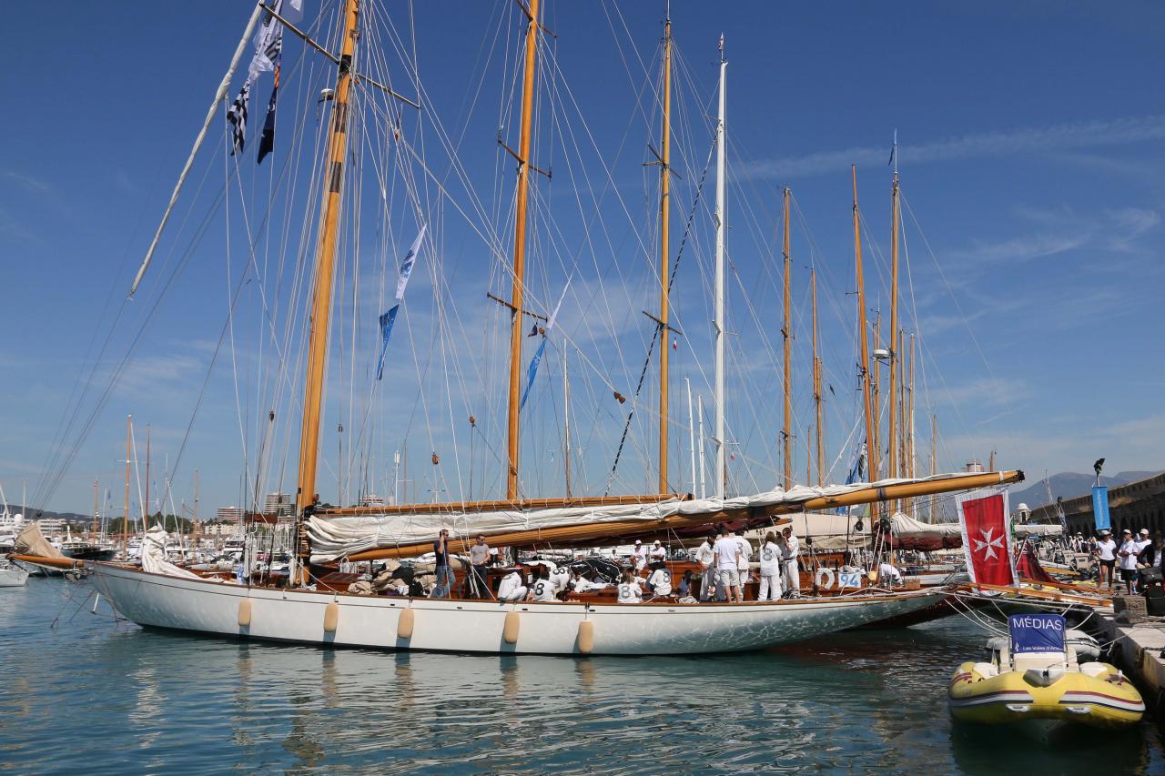 Briefing avant la régate du Moonbeam IV (1914) Côtre Aurique