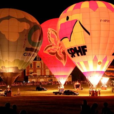 et surprise son et lumière avec les montgolfières mais sans trépied !