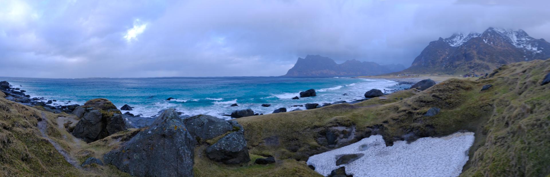 Uttakleiv beach