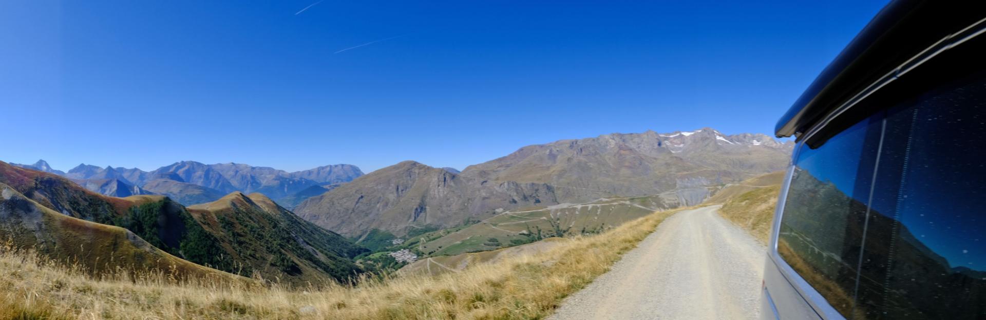 Montée sur le plateau d'Emparis